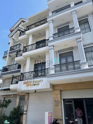 Hình ảnh Hẻm KD Hoàng Bật Đạt 3 tầng Ngang 4,6m Giá 6,7 tỷ