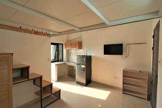 Hình ảnh Studio nội thất cơ bản, có ban công, gần chợ Lý Phục Man, Q7