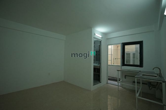 Hình ảnh Studio nội thất cơ bản, có ban công, gần chợ Lý Phục Man, Q7