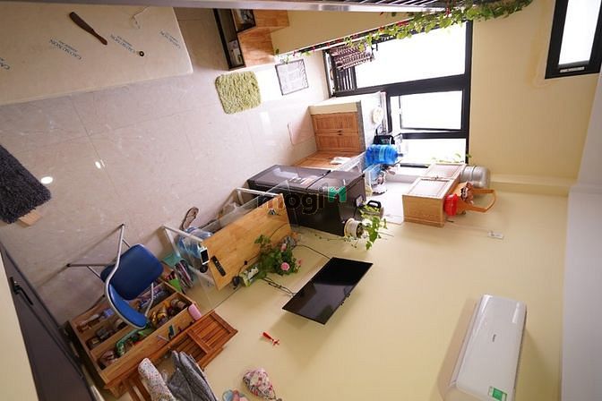 Hình ảnh Studio nội thất cơ bản, có ban công, gần chợ Lý Phục Man, Q7