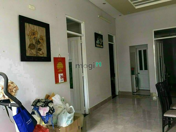 Hình ảnh Cho thê biệt thự Q9 3pn 3wc full nội thất Giá 15tr/thg