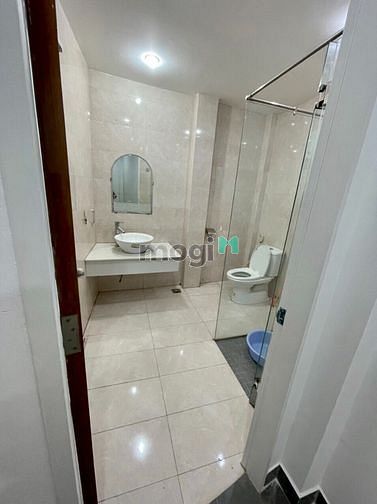 Hình ảnh Cho thuê nhà hẻm 108 Trần Quang Diệu, Phường 14, Quận 3