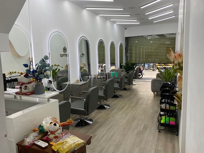 Hình ảnh Mặt tiền Nguyễn Thiện Thuật Q.3 nhà mới 4 tầng, giá cực rẻ