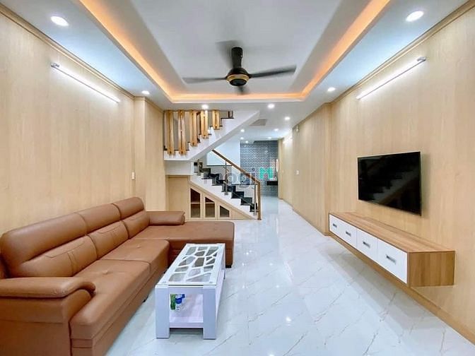 Hình ảnh Bán căn LẠC LONG QUÂN P3 Q11 52m2 3,1 tỷ
