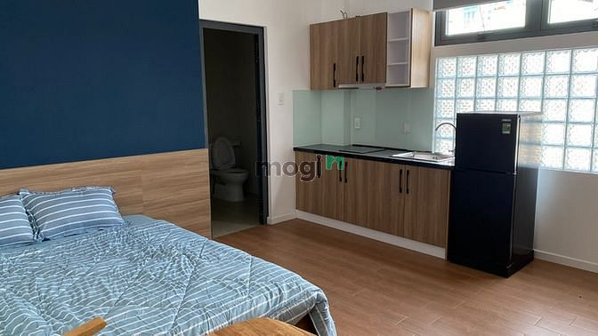 Hình ảnh Siêu Phẩm Studio Cửa Sổ Lớn - GẦN CV Lê Văn Tám
