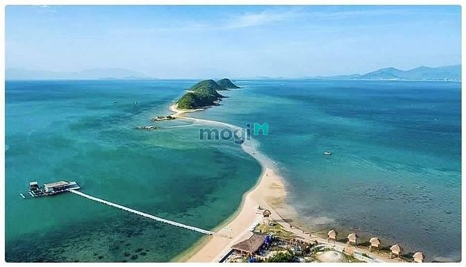 Hình ảnh Quá đẹp lô đất 100,4m2 mặt đường Trần Phú giá rẻ bất ngờ, KDL Bắc Vân