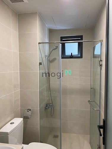Hình ảnh Cho thuê 2PN, Q7 Riverside ( Đào Trí ) có máy lạnh, máy nước nóng, rèm