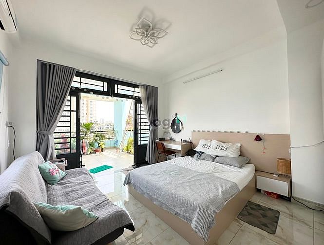 Hình ảnh Penhouse rộng hơn 45m2 tại quận 1