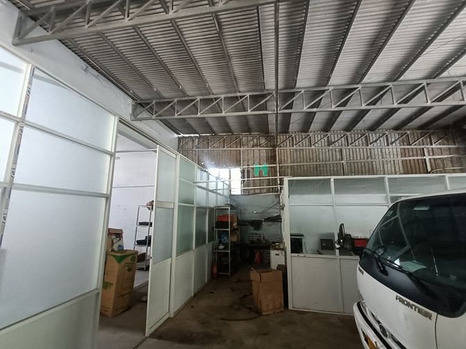 Hình ảnh Cho Thuê Xưởng 450m Xe Container Đỗ Văn Dậy HM