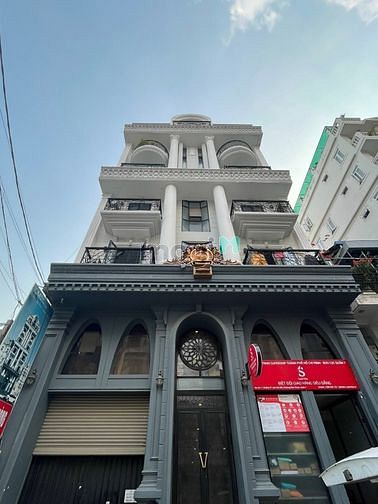Hình ảnh Studio full nội thất trung tâm quận 7