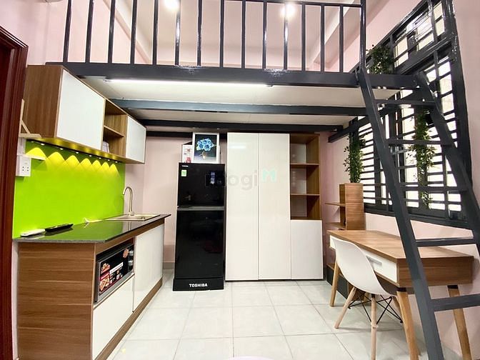 Hình ảnh Studio Full nội thất, Bancon, cửa sổ gần cầu vượt Hoàng Hoa Thám