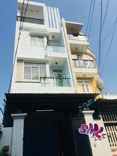 Hình ảnh Cho thuê nhà Phạm Văn Bạch P.15 Tân Bình gần chợ Phạm Văn Bạch 3 lầu