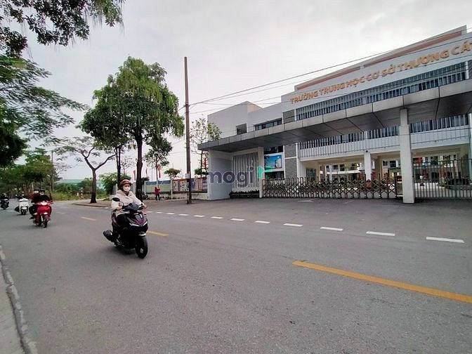 Hình ảnh Cần bán lỗ đất Thượng Cát, Bắc Từ Liêm, ngay phố, gần hồ, chỉ 1.5 tỷ