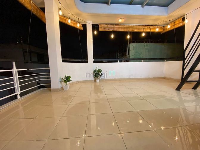 Hình ảnh Ban công Cực rộng, Thoáng mát, Full nội thất 35m2_Trồng cây, lên đèn