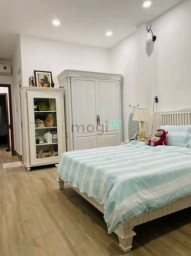 Hình ảnh Nhà 3 phòng ngủ, hẻm thẳng, có nguồn thu nhập.