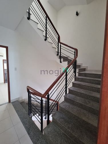 Hình ảnh Nhà 5 x18m (5pn,4wc) kdc him lam quận 7