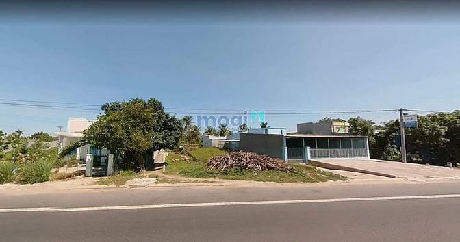 Hình ảnh Bán đất thổ cư 100% mặt tiền QL1A chỉ 1,4 tỷ có 116m2, cách biển 1km