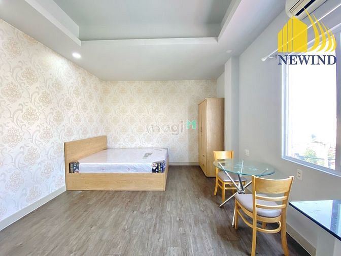 Hình ảnh CHDV Nguyễn Thị Thập gần Đại Học RMIT , Lotte Mart, có cửa sổ thoáng