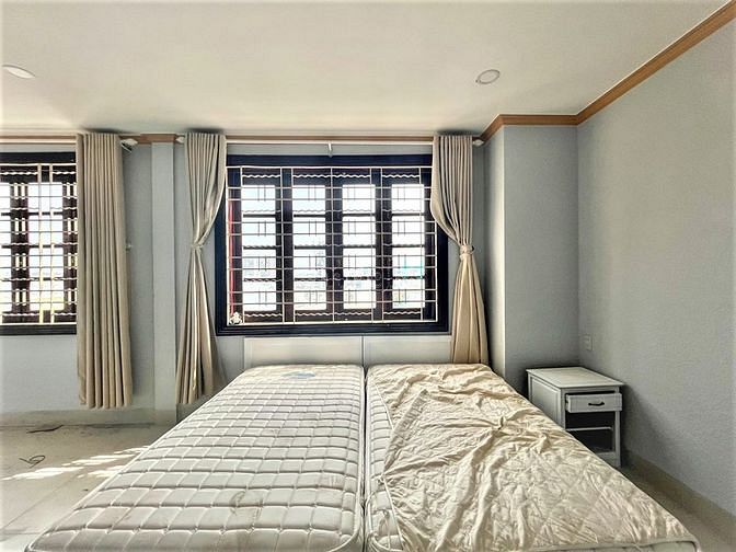 Hình ảnh Căn Hộ Mới Full Nội Thất 100% Gần Nhà Văn Hóa Phú Nhuận
