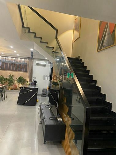 Hình ảnh Cho Thuê Nhà Mặt Tiền Đường Số 32 Kdc Tân Quy Đông