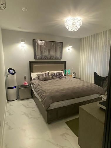 Hình ảnh Cho Thuê Nhà Mặt Tiền Đường Số 32 Kdc Tân Quy Đông