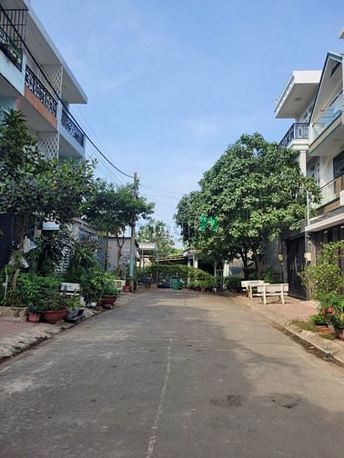 Hình ảnh Bán Lô Đất Hẻm 23 Đường 671 Lê Văn Việt, DT 62m2