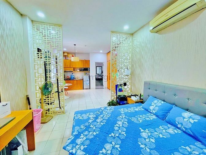 Hình ảnh Studio Full nội thất, cửa sổ lớn, bếp tách, gần ngã tư Phú Nhuận
