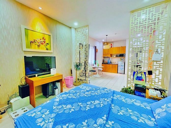 Hình ảnh Studio Full nội thất, cửa sổ lớn, bếp tách, gần ngã tư Phú Nhuận