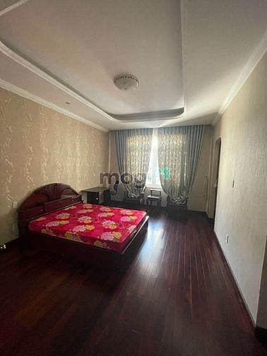 Hình ảnh Cho thuê Biệt thự sân vuờn đường Bàu Cát 3 Tân Bình. DT 12x22m