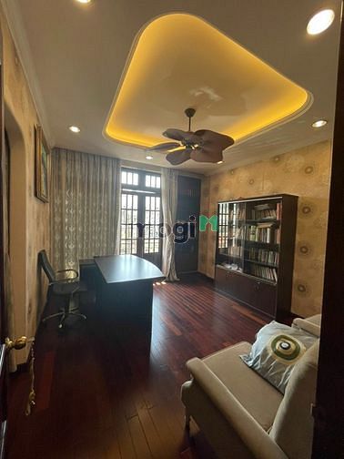 Hình ảnh Cho thuê Biệt thự sân vuờn đường Bàu Cát 3 Tân Bình. DT 12x22m