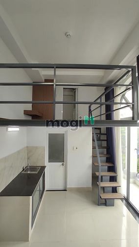 Hình ảnh CHDV giá rẻ_Gác cao thoáng_Full NT_gần KCX Tân Thuận.