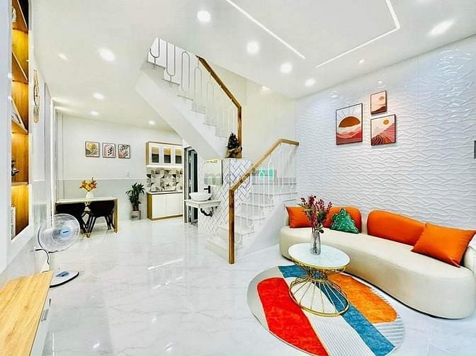 Hình ảnh HXH thông thoáng nhà LÊ VĂN THỊNH Q2, mới hoàn toàn 54m2, 2tỷ070