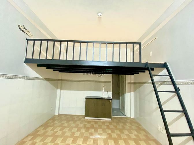 Hình ảnh CH Duplex Nội Thất Trống Có Cửa Sổ - Đường Thành Thái Quận 10