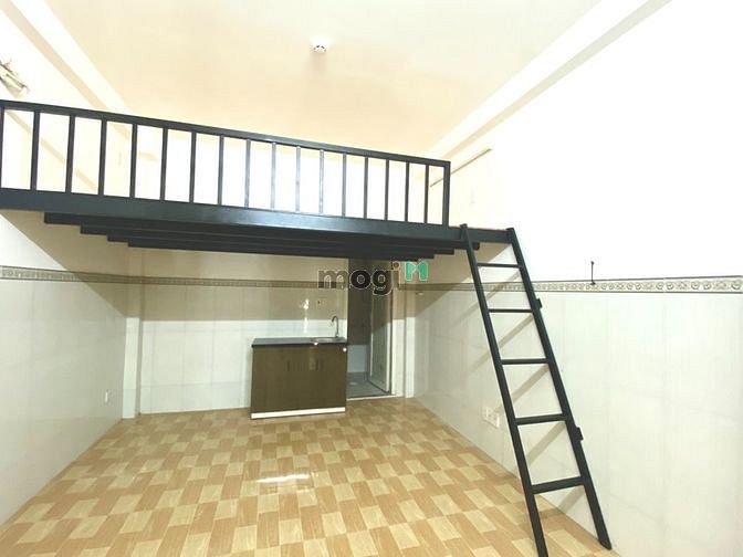 Hình ảnh CH Duplex Nội Thất Trống Có Cửa Sổ - Đường Thành Thái Quận 10