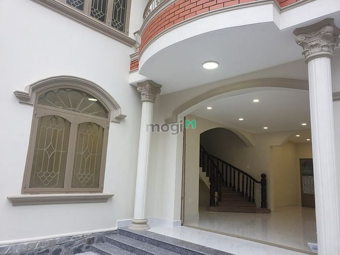 Hình ảnh Siêu BIỆT THỰ  240m2 6PN 7WC Q2;gần chợ Đo Đạc, chỉ 1 phút ra Trần Não