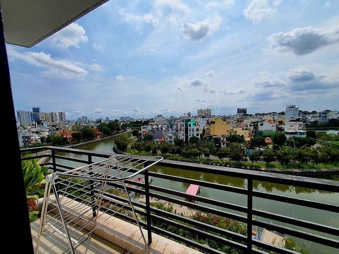 Hình ảnh CH PENTHOUSES 1PN Full NT Có Ban Công - Đường Hoàng Sa Quận 3