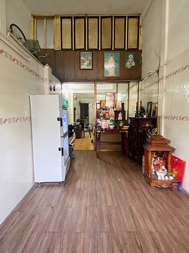 Hình ảnh CHO THUÊ Nhà mặt tiền Võ Văn Kiệt Q5