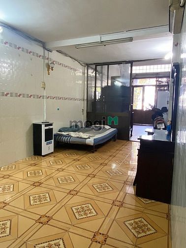 Hình ảnh CHO THUÊ Nhà mặt tiền Võ Văn Kiệt Q5