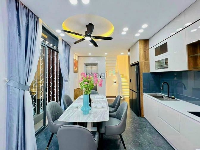Hình ảnh Bán gấp siêu phẩm view triệu đô. Giá 18 tỷ