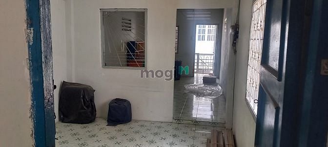 Hình ảnh Cần cho thuê phòng nguyên lầu Q10