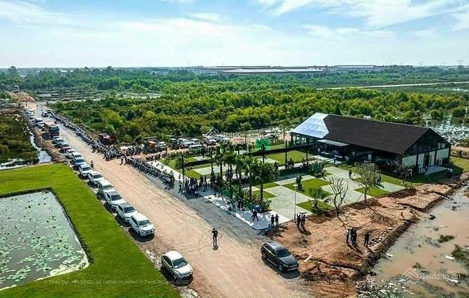 Hình ảnh HOT HOT HOT Đất nền Long An có sổ cách TPHCM 300m