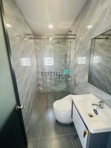 Hình ảnh Nhà hẻm thông, chưa qua Trang MB66.COM Chính Thức - MB 66 Uy Tín, diện tích 38m2
