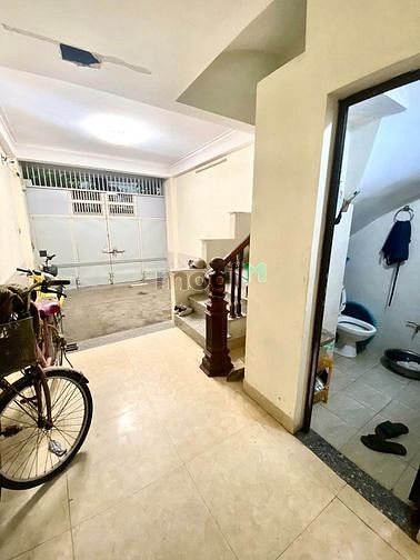 Hình ảnh Bán nhà Đội Cấn, 50m2, 5 tầng, cách phố 30m, 7.35 tỷ
