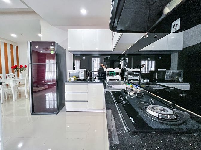 Hình ảnh Cho thuê C/h Sunrise City , Q7, 99m2, 2pn- Full nt Y Hình- 19tr