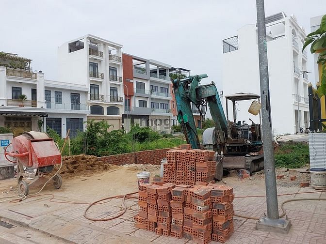 Hình ảnh Lô Đất 71m2 hướng Đông, Q.Bình Tân (Sổ sẵn, thổ cư 100%)