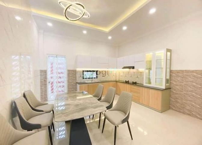 Hình ảnh Siêu phẩm BÌNH CHÁNH, cần tiền BÁN GẤP
