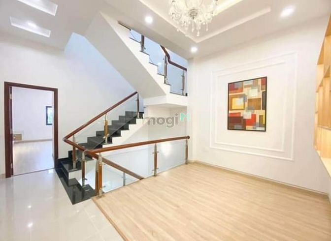 Hình ảnh Siêu phẩm BÌNH CHÁNH, cần tiền BÁN GẤP