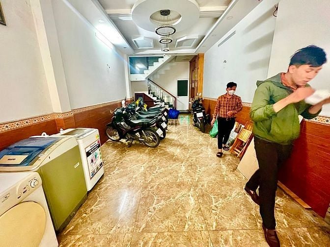 Hình ảnh CH 1PN 30m2 Lê Quang Định có ban công, thoáng mát, hầm xe to, an ninh