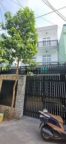 Hình ảnh Bán nhà 3 tầng mới, hơn 100m2, sát tân phú, ngang bề thế 5m
