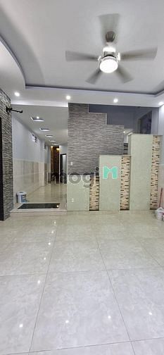 Hình ảnh Bán nhà 3 tầng mới, hơn 100m2, sát tân phú, ngang bề thế 5m